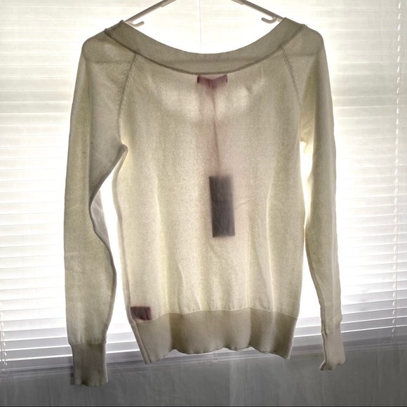 Jennifer Lopez Criss Cross Cut Out Off-White Sweater - Picture 6 of 12